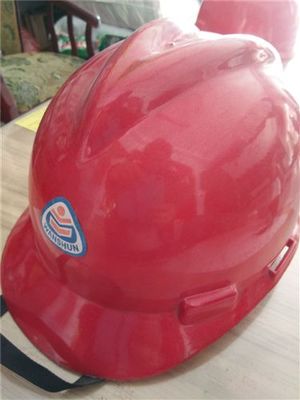 頭部防護(hù) 安全帽 工地防沖擊ABS材質(zhì)安全帽 工程安全帽 工廠建筑帶防砸頭盔圖片|頭部防護(hù) 安全帽 工地防沖擊ABS材質(zhì)安全帽 工程安全帽 工廠建筑帶防砸頭盔產(chǎn)品圖片由馬宗芳公司生產(chǎn)提供-